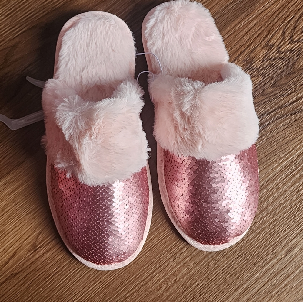 Girl slippers pink  Cat & Jack